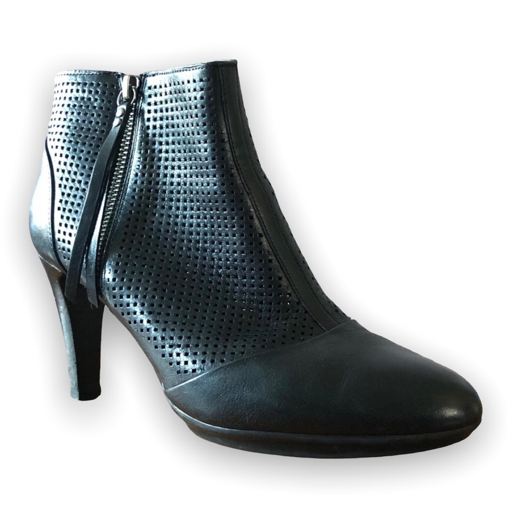 Johnston & Murphy ‘Lani’ Perforated Leather Booties